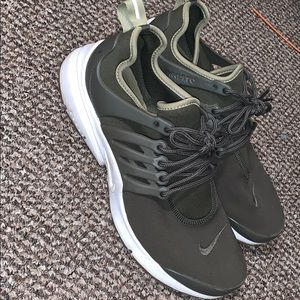womens nike olive green prestos